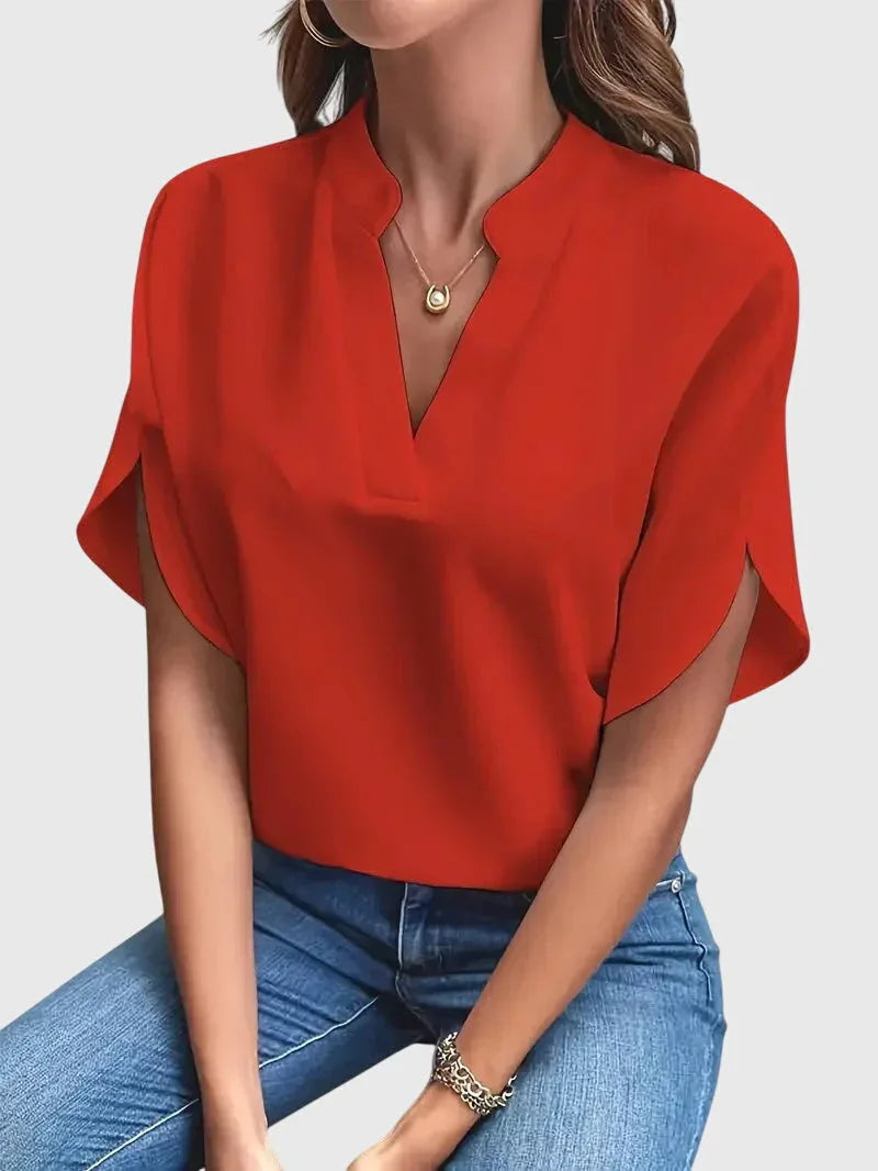 Lainey | Soft and Elegant V-Neck Shirt